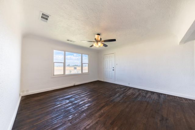 2790 Boles Street, Madera, CA 93637