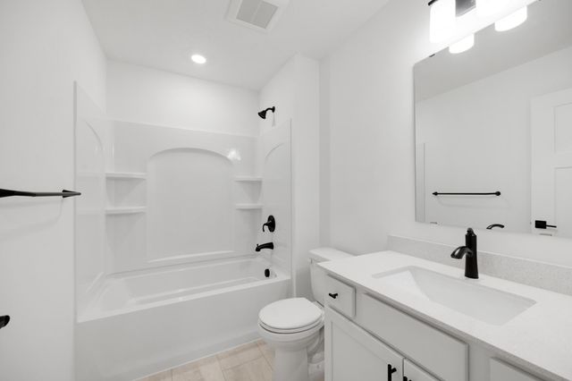 20137 Ginseng Way, Lakeville, MN 55044