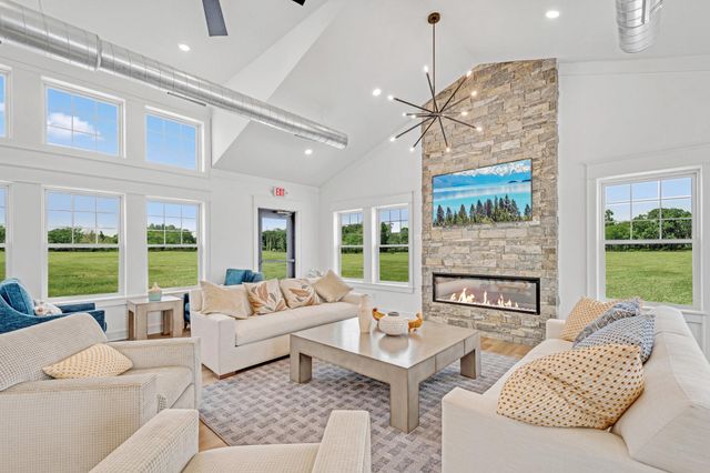 20137 Ginseng Way, Lakeville, MN 55044