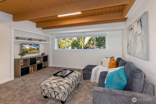 4601 238th Place SW, Mountlake Terrace, WA 98043