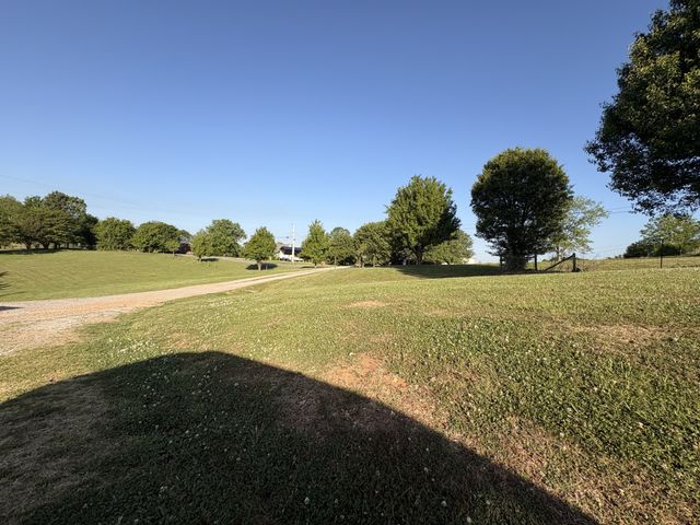 257 Milky Way Dr, Pulaski, TN 38478