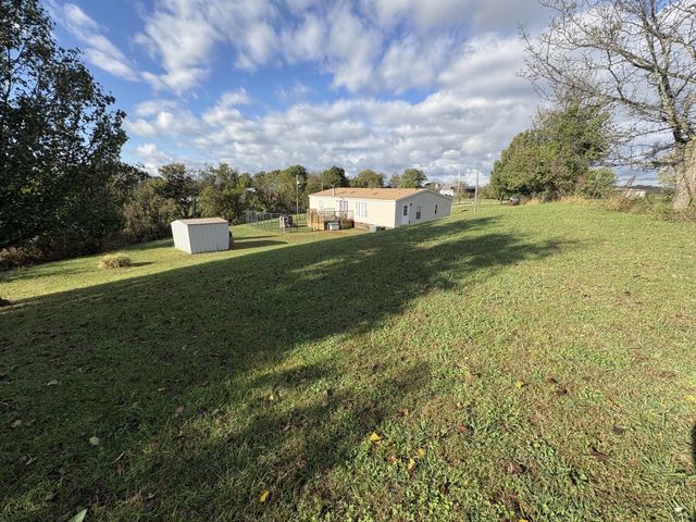 257 Milky Way Dr, Pulaski, TN 38478