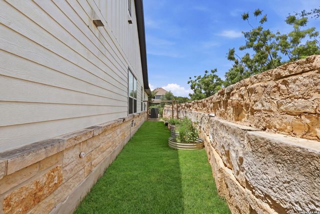 8596 Stackstone, Schertz, TX 78154