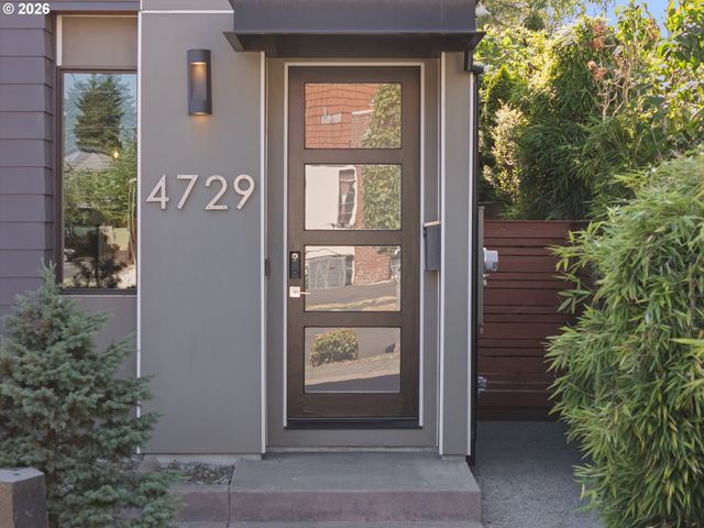 4729 N CONGRESS Ave, Portland, OR 97217