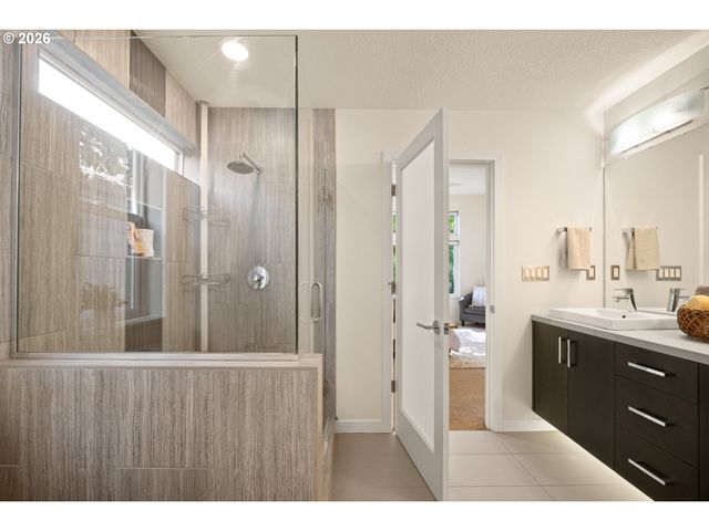 4729 N CONGRESS Ave, Portland, OR 97217
