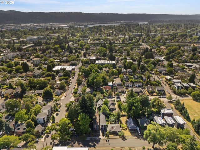 4729 N CONGRESS Ave, Portland, OR 97217
