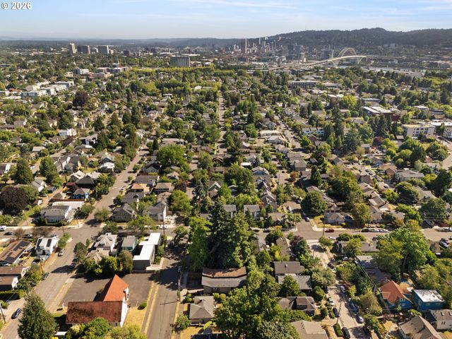 4729 N CONGRESS Ave, Portland, OR 97217