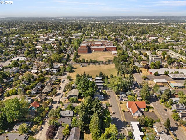 4729 N CONGRESS Ave, Portland, OR 97217