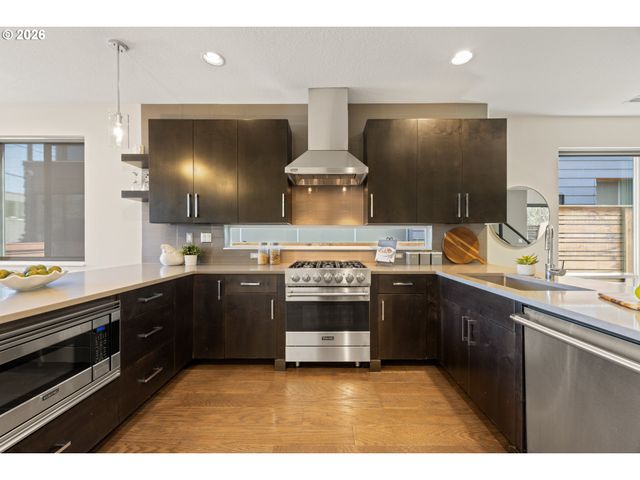 4729 N CONGRESS Ave, Portland, OR 97217