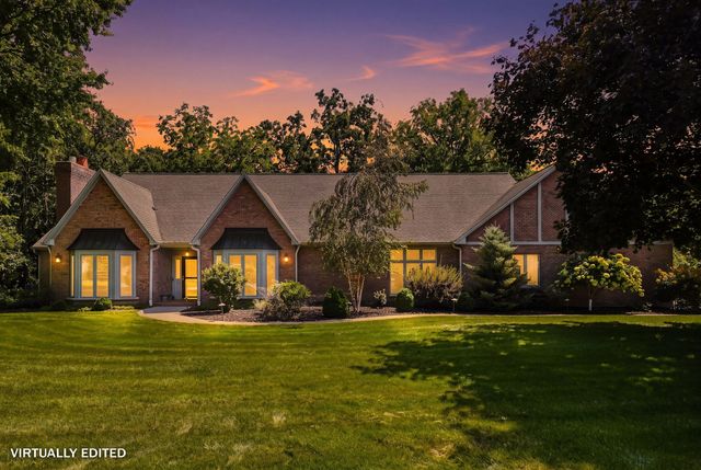 2700 11th Street Court, Moline, IL 61265