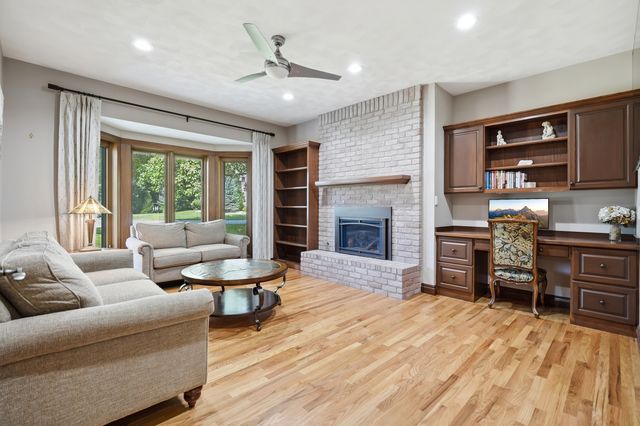 2700 11th Street Court, Moline, IL 61265