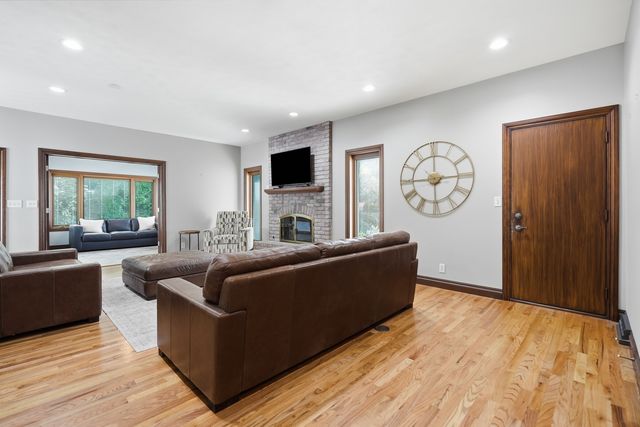 2700 11th Street Court, Moline, IL 61265