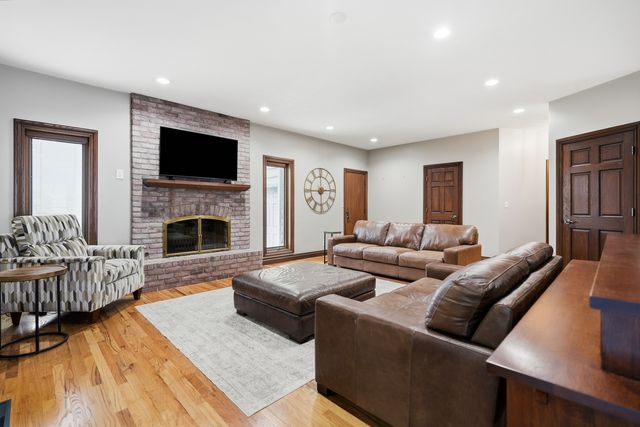 2700 11th Street Court, Moline, IL 61265