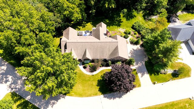 2700 11th Street Court, Moline, IL 61265