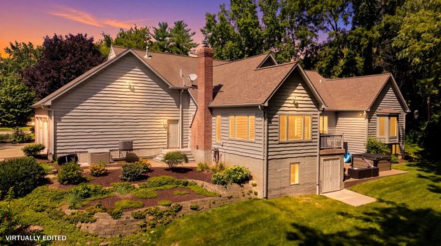 2700 11th Street Court, Moline, IL 61265
