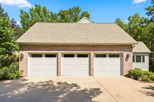 2700 11th Street Court, Moline, IL 61265