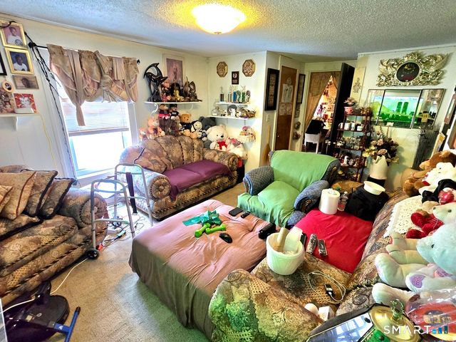 260-262 Burnside Avenue, East Hartford, CT 06108