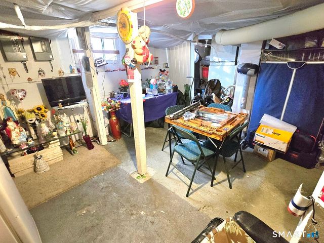 260-262 Burnside Avenue, East Hartford, CT 06108