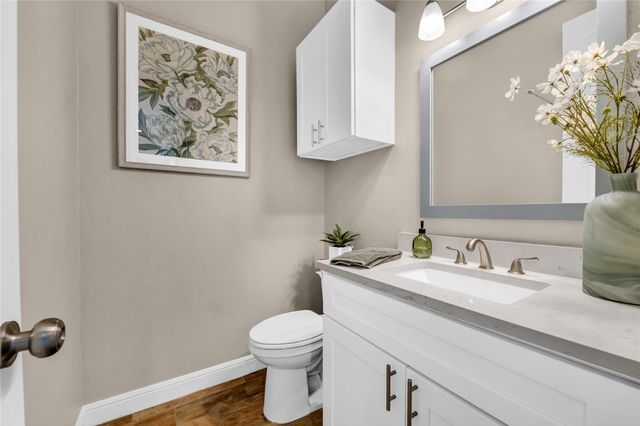 2011 Perkins Lane, Weatherford, TX 76088