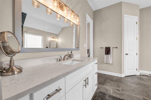 2011 Perkins Lane, Weatherford, TX 76088