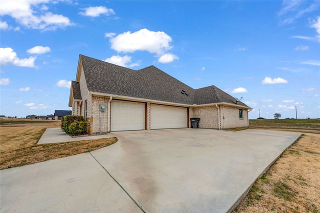 2011 Perkins Lane, Weatherford, TX 76088