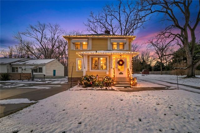 9430 Columbia Road, Olmsted Falls, OH 44138