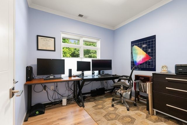 55 Reed Street 55, Cambridge, MA 02140