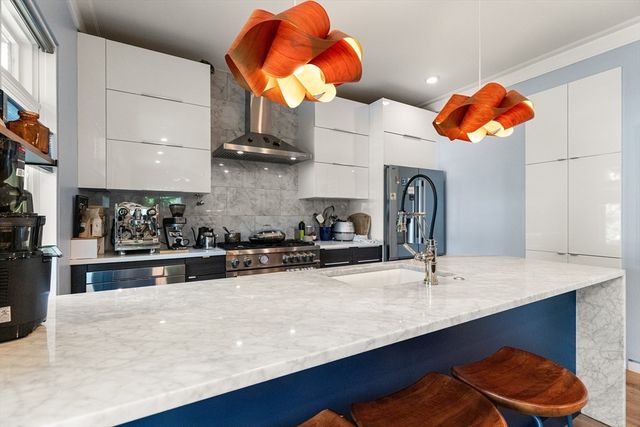 55 Reed Street 55, Cambridge, MA 02140