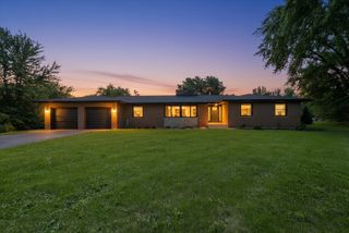 27637 Vista Lane, Barrington, IL 60010