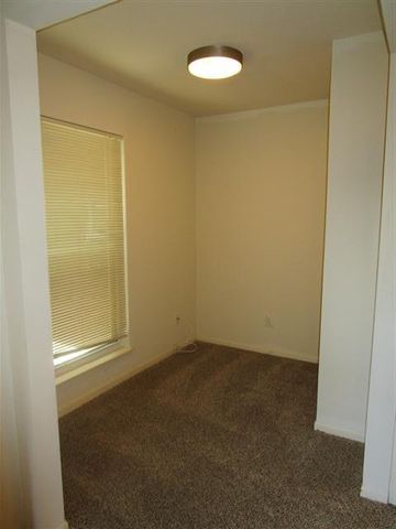 2703 Swisher ST 109a, Austin, TX 78705