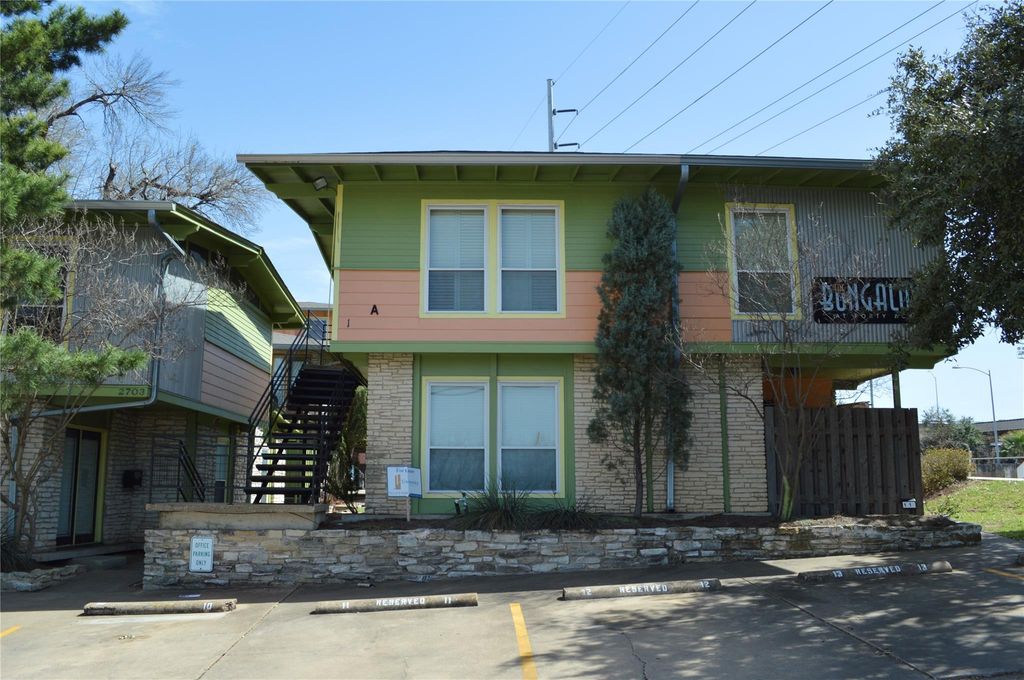 2703 Swisher ST 109a, Austin, TX 78705