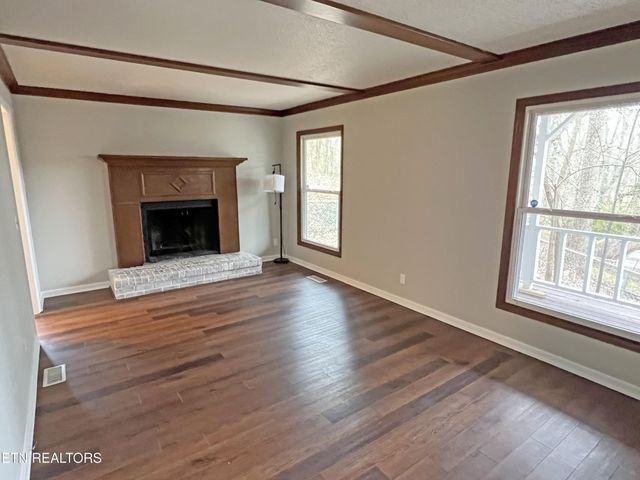 2041 NW Valley Hills Lane, Cleveland, TN 37311