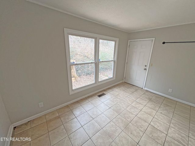 2041 NW Valley Hills Lane, Cleveland, TN 37311