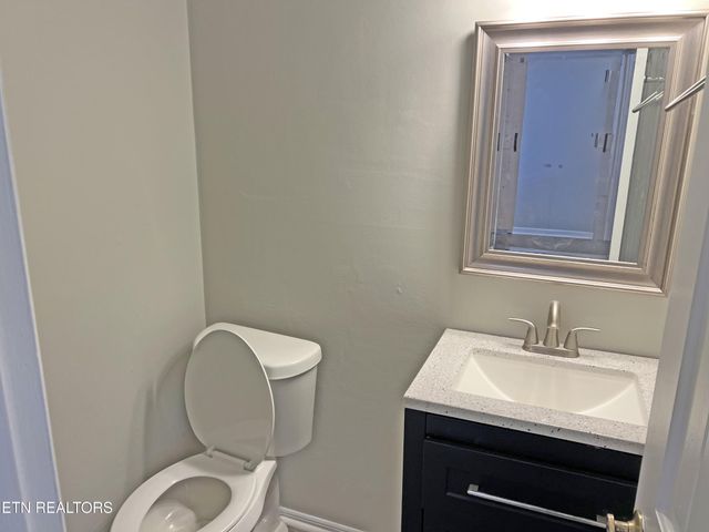 2041 NW Valley Hills Lane, Cleveland, TN 37311