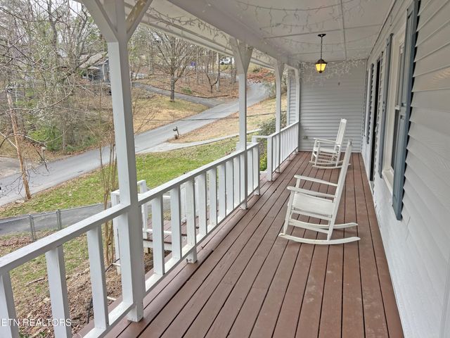 2041 NW Valley Hills Lane, Cleveland, TN 37311