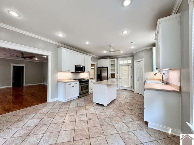 1060 Big Bear Highway, Benton, KY 42025