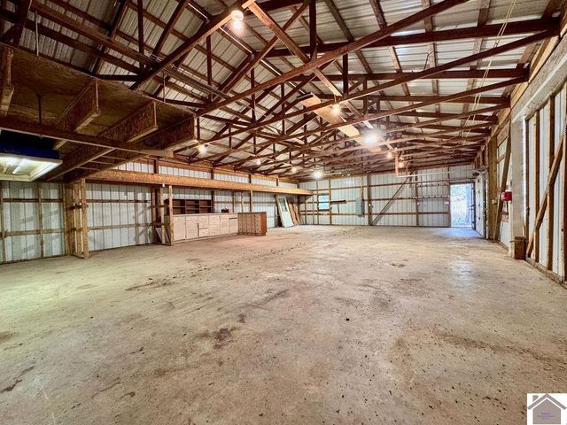 1060 Big Bear Highway, Benton, KY 42025