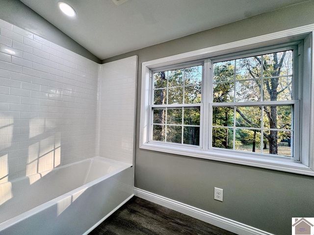 1060 Big Bear Highway, Benton, KY 42025