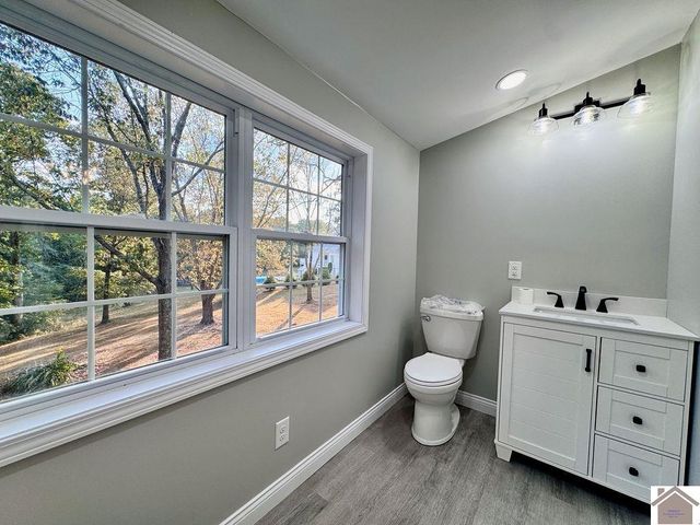 1060 Big Bear Highway, Benton, KY 42025