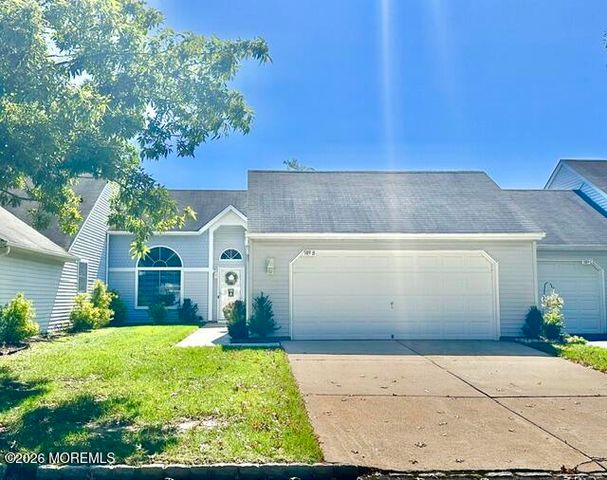 589 Madison Drive B, Monroe, NJ 08831