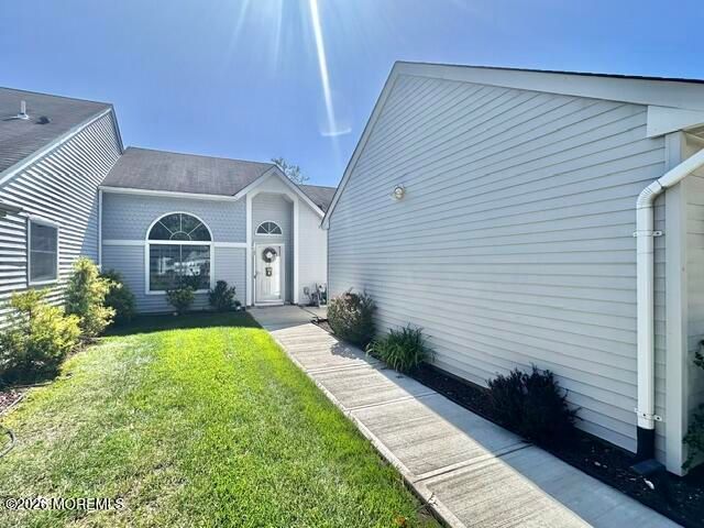 589 Madison Drive B, Monroe, NJ 08831