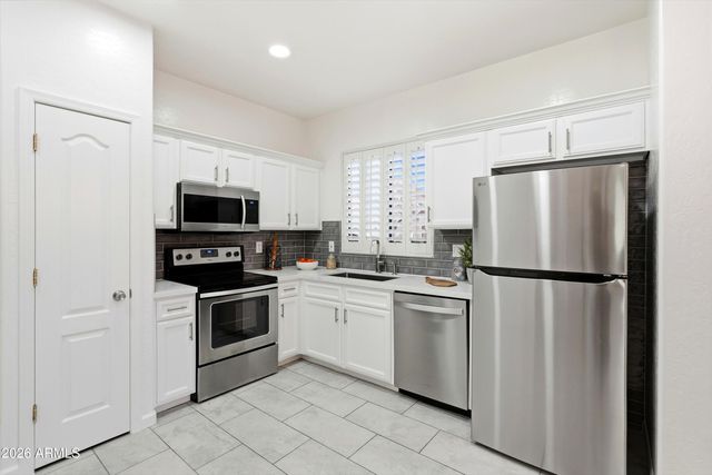 7527 S 13TH Place, Phoenix, AZ 85042