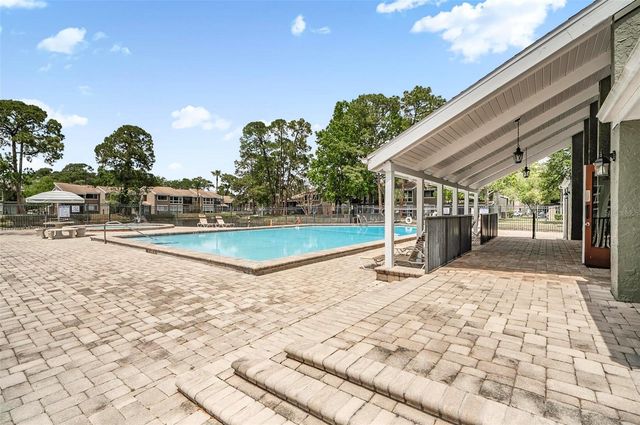 5111 EAGLESMERE DRIVE D10, Orlando, FL 32819