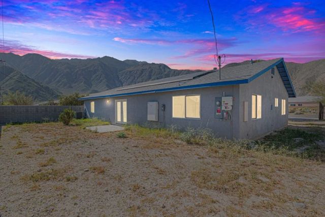 15780 La Vida, Palm Springs, CA 92262