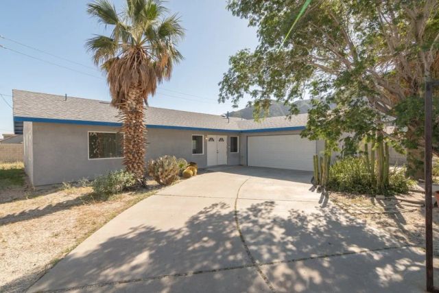 15780 La Vida, Palm Springs, CA 92262