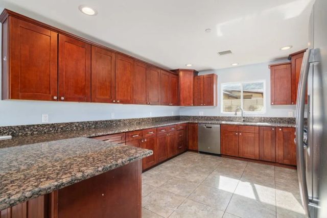 15780 La Vida, Palm Springs, CA 92262