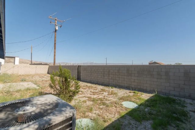 15780 La Vida, Palm Springs, CA 92262