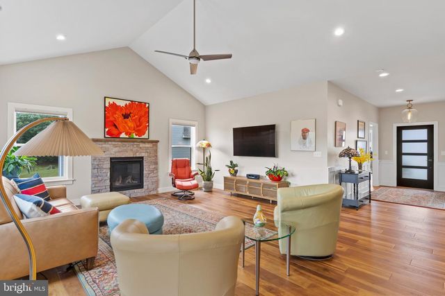126 SOUTH MOUNTAIN DRIVE, Carlisle, PA 17013