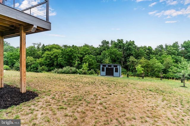 126 SOUTH MOUNTAIN DRIVE, Carlisle, PA 17013