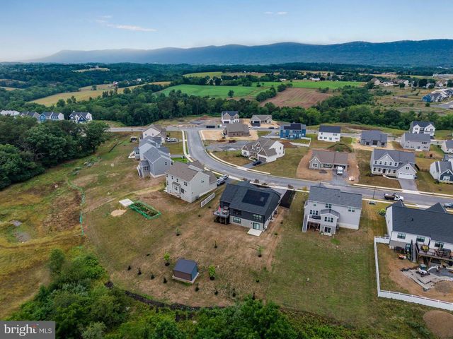 126 SOUTH MOUNTAIN DRIVE, Carlisle, PA 17013